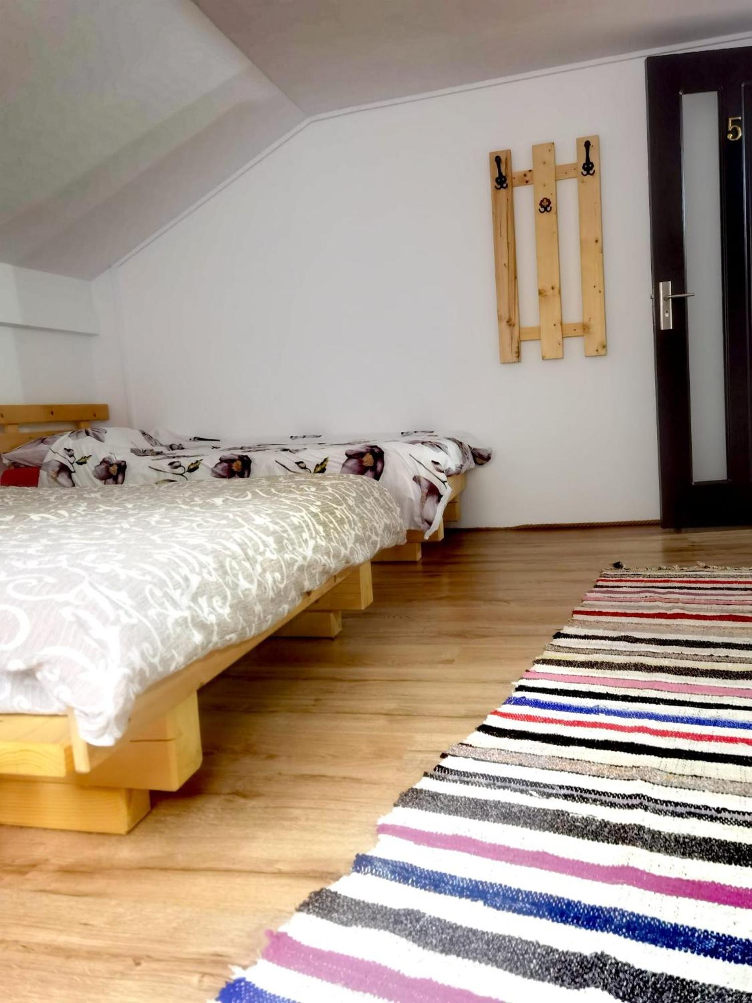 Casa Pietrosu Rodnei Hotell Borşa Eksteriør bilde