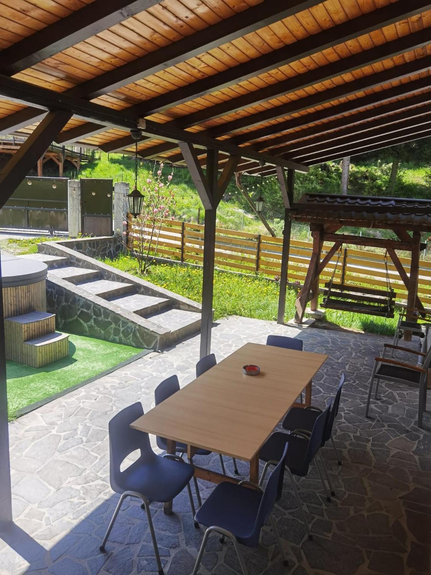 Casa Pietrosu Rodnei Hotell Borşa Eksteriør bilde